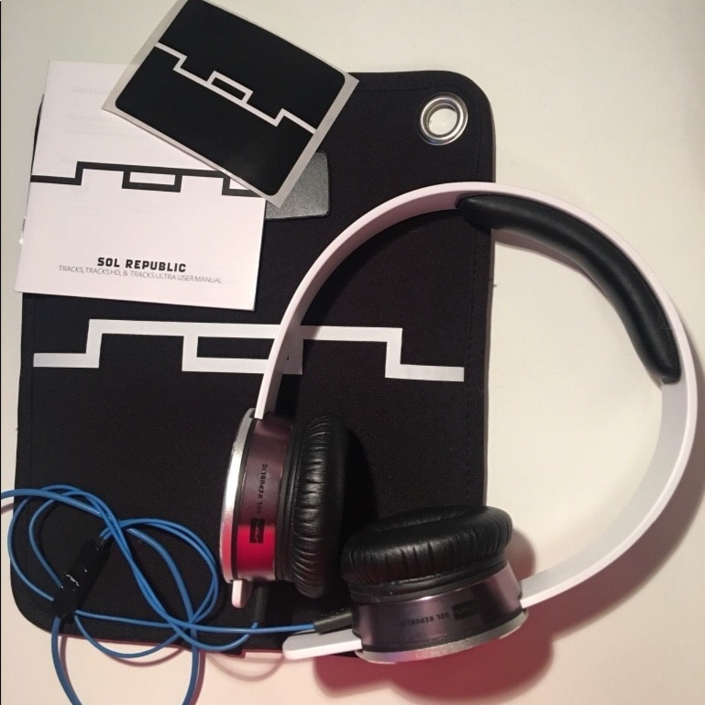 Sol republic headphones